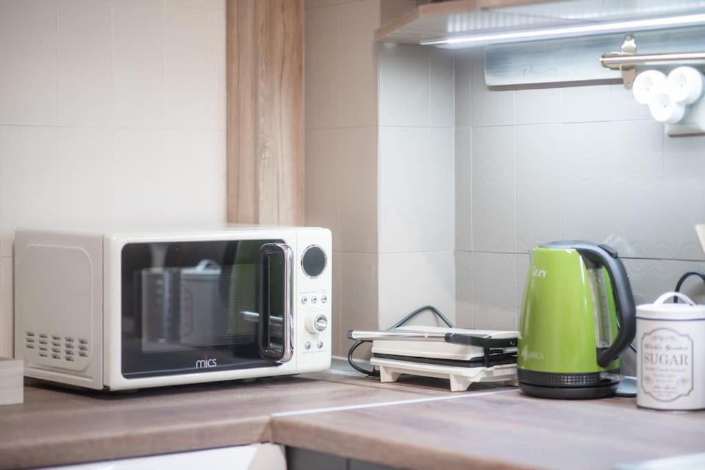 Spacious Urban Apt In The Heart Of Athen Eksteriør bilde